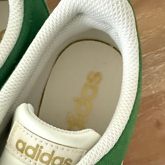 NWT Adidas Women\'s Green VL Court Sneakers sz 7.5 men 9 / 9.5 women main image 4